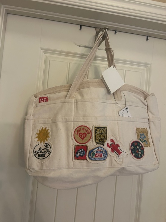 Free People Handbags - Free People Natural Canvas Tote with Subtle Patch Detail